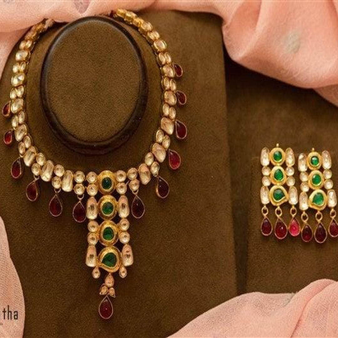Kundan Necklace Set - 18 inches